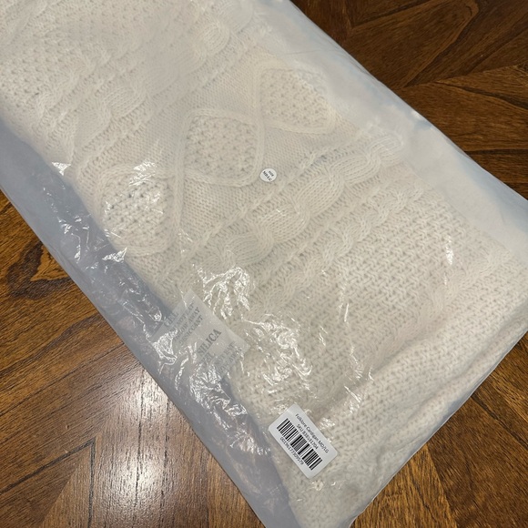 NEW! Taylor Swift Folklore Cardigan Medium / Large - Picture 7 of 7